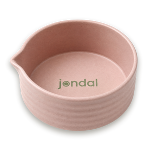 Jondal matcha bowl in pink with spout and logo inside